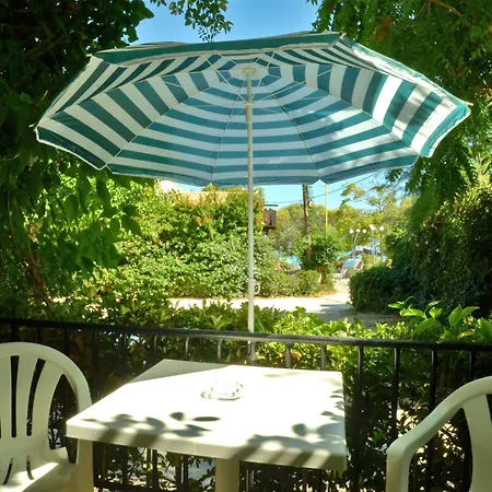 Lemonia Hotel de apartamente