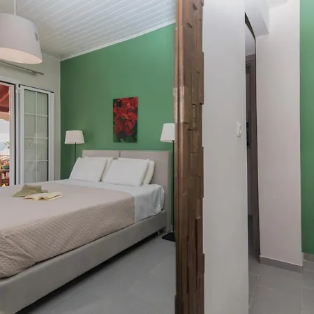 Aparthotel Lemonia 3*