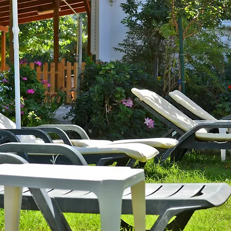 Lemonia Aparthotel Agios Sostis (Zakynthos)