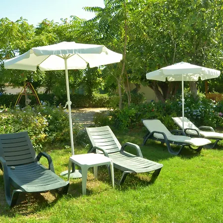 Aparthotel Lemonia 3*