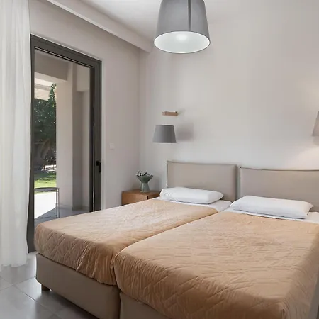 Lemonia Aparthotel 4*