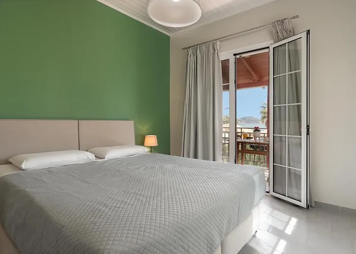 Lemonia Aparthotel 4*