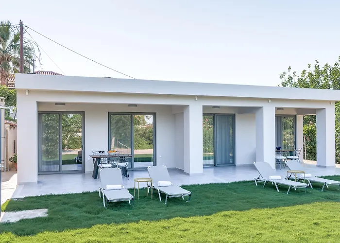 Aparthotel Lemonia 4*