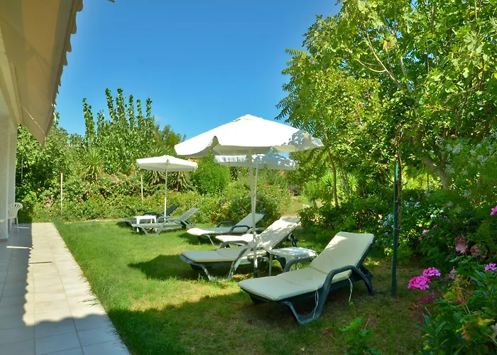 Aparthotel Lemonia 4*