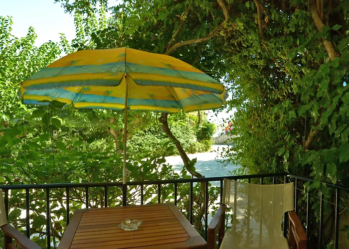 Lemonia Aparthotel 4*