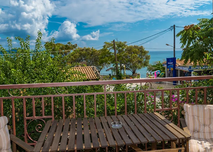 Lemonia Aparthotel 4*