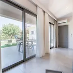 Lemonia Ξενοδοχείο με διαμερίσματα 3*