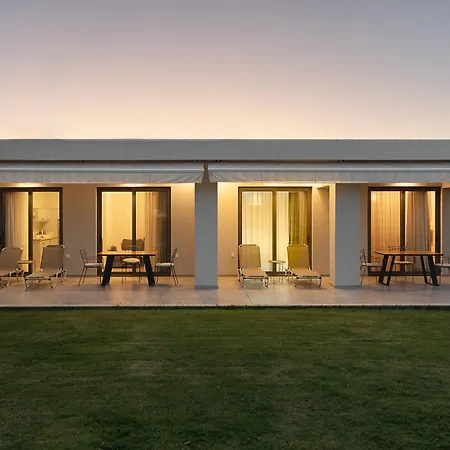 Lemonia Apart Otel 4*