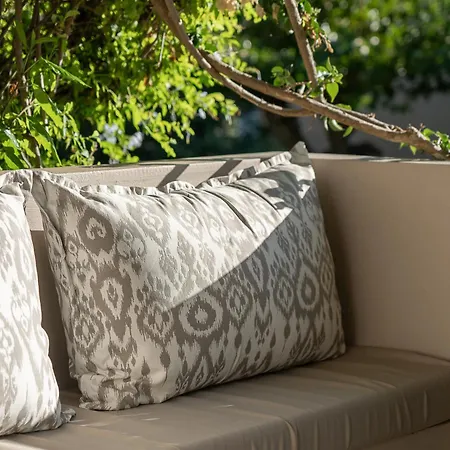 アパートホテル Lemonia 4*