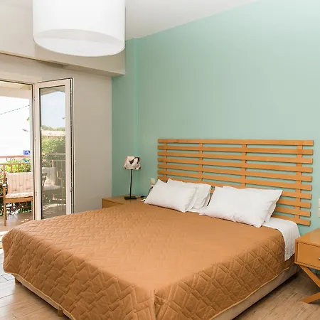 Lemonia Lägenhetshotell 3*